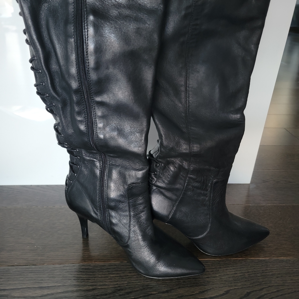 Black high boots - Picture 1 of 5
